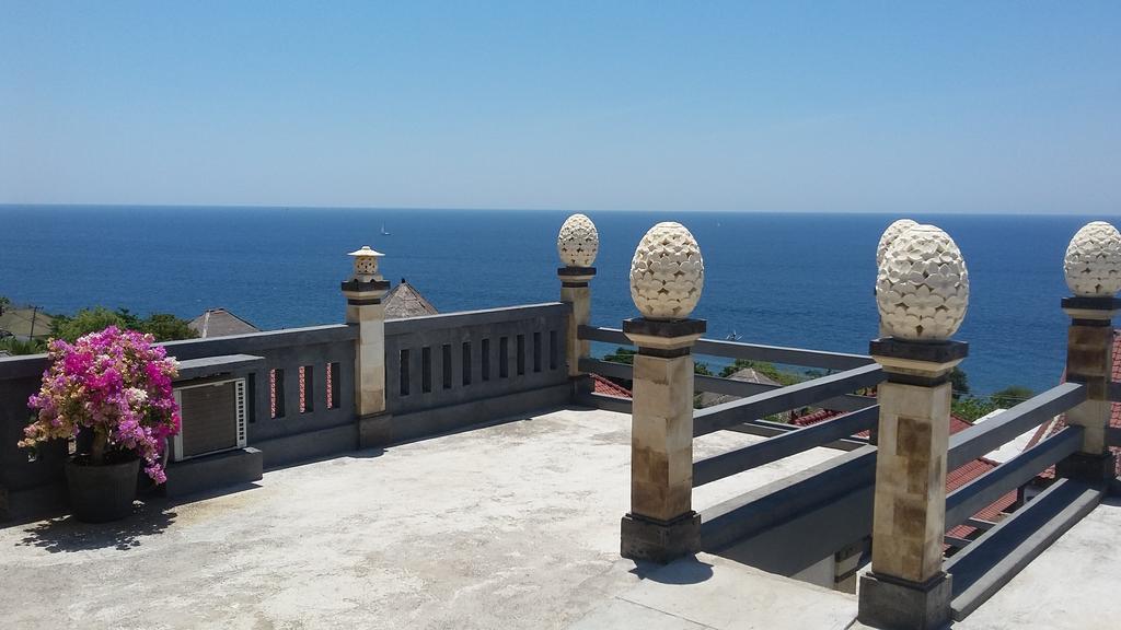 Barong Cafe Bungalow And Restaurant Amed Buitenkant foto