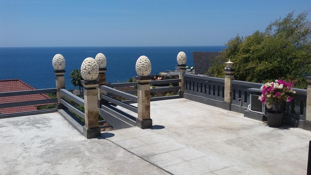 Barong Cafe Bungalow And Restaurant Amed Buitenkant foto