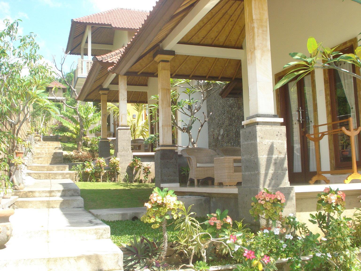 Barong Cafe Bungalow And Restaurant Amed Buitenkant foto